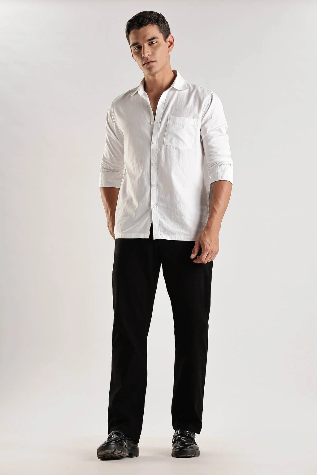 Black Regular Fit Linen Pants