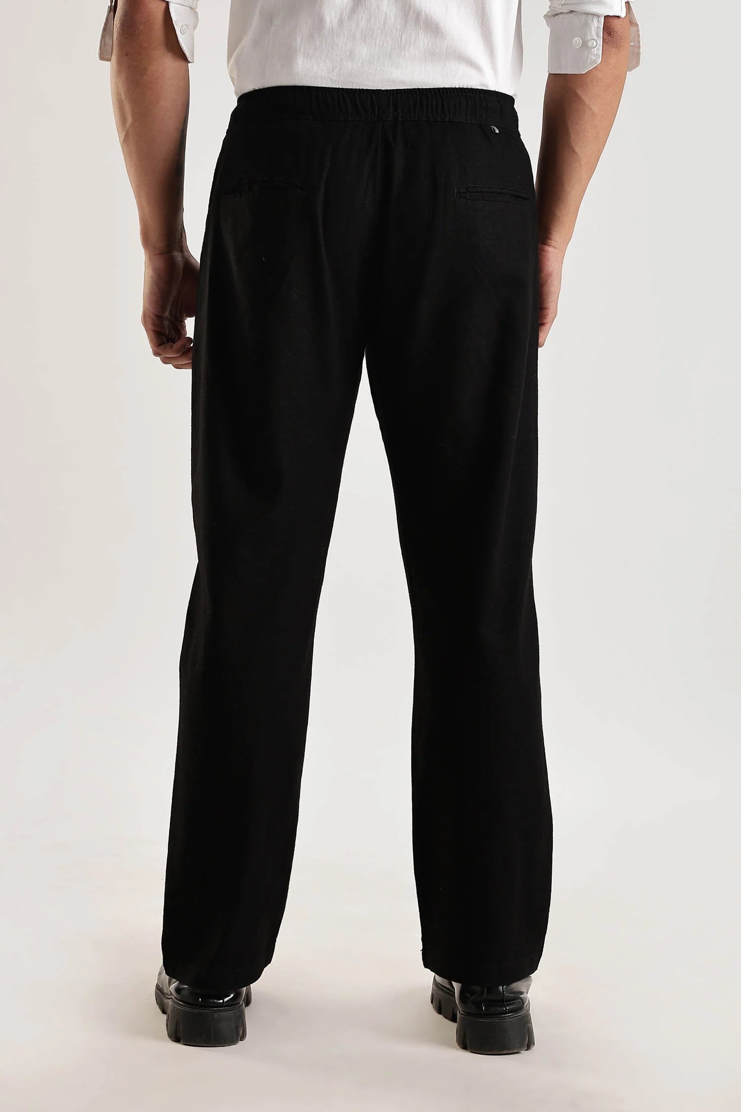 Black Regular Fit Linen Pants
